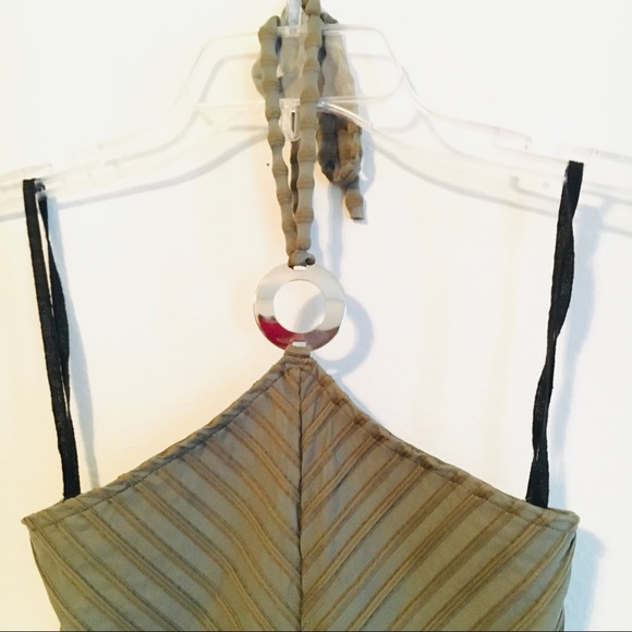 Halter Top - Picture 2 of 4